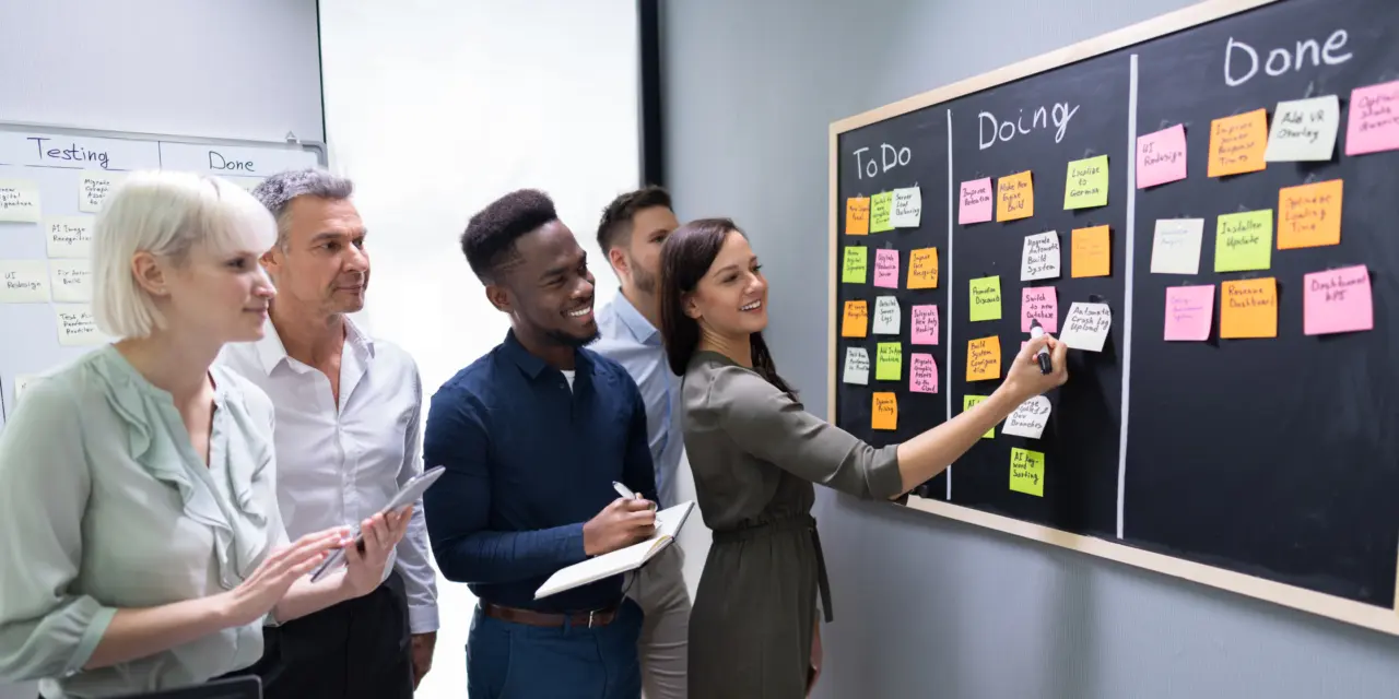 The Standup That Doesn’t Suck: A Practical Guide to Agile Daily Syncs